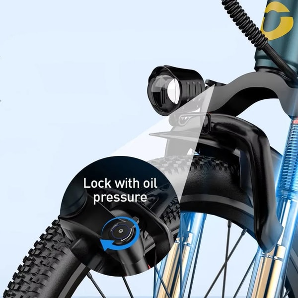 Aairsk GT300 voorvering close-up die de vergrendelbare oliegedempte vork, koplamp en noppen fatbike band toont