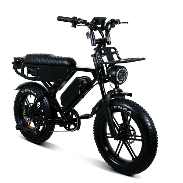 Zwarte VOMO X90 elektrische fatbike getoond vanuit een driekwart vooraanzicht met ronde koplamp, voorste bagagedrager, lang gewatteerd zadel, verwijderbare accu en fatbike banden